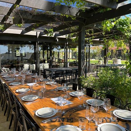 One Paddock Currency Creek Winery Villas Exterior photo